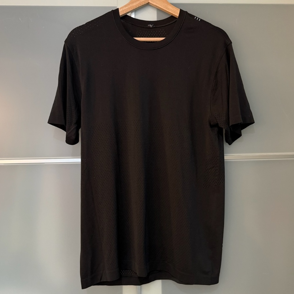Metal Vent Tech Short-Sleeve Shirt